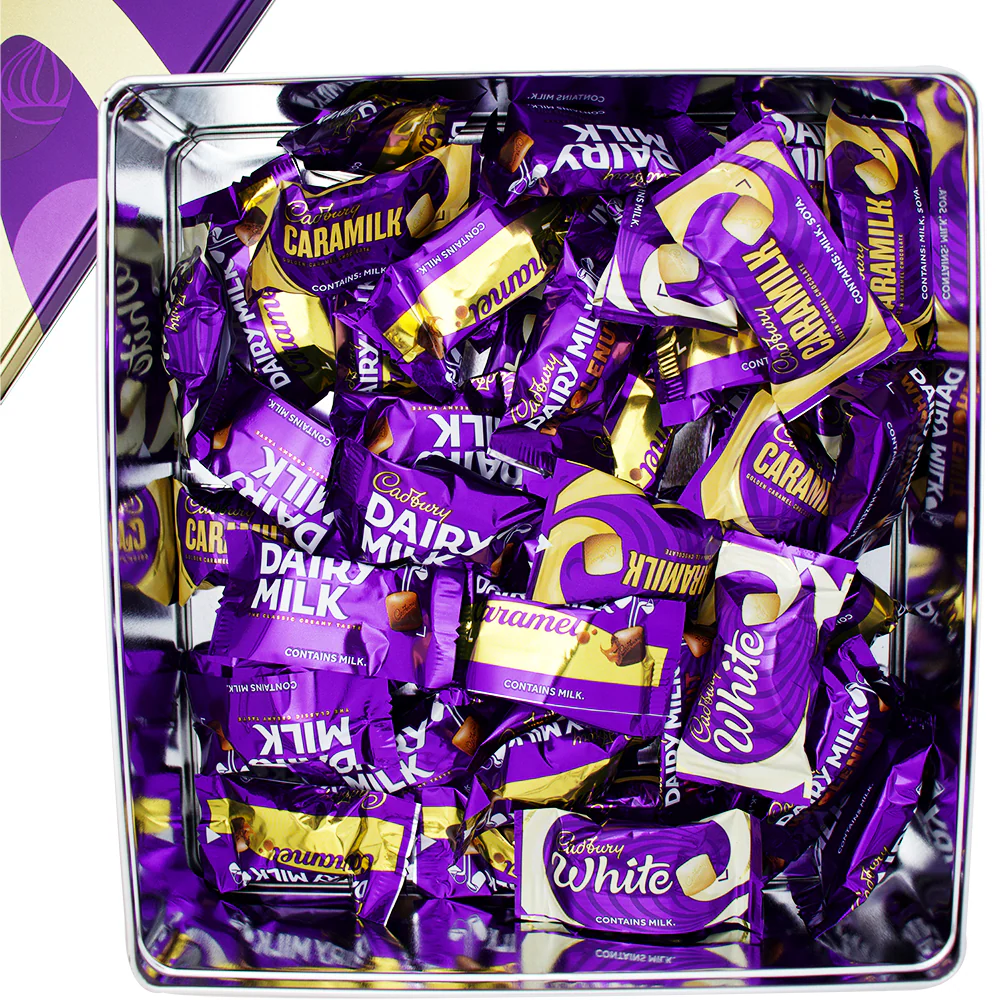 Cadbury Assortment Holiday Tin (UK) - 720g - Image 2